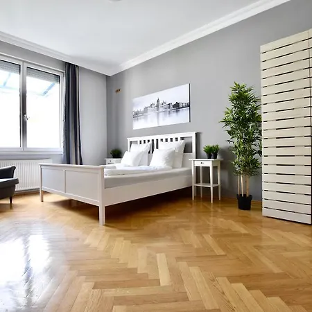Apartment Standerd By Hi5 - Lovag Family *