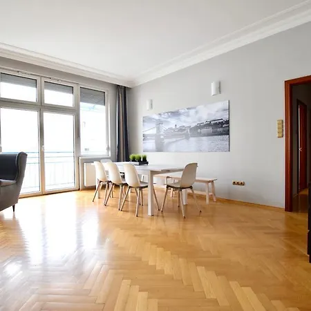 Apartmán Standerd By Hi5 - Lovag Family *