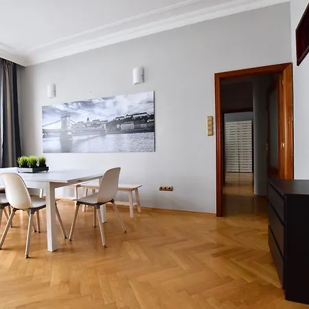 Apartment Standerd By Hi5 - Lovag Family