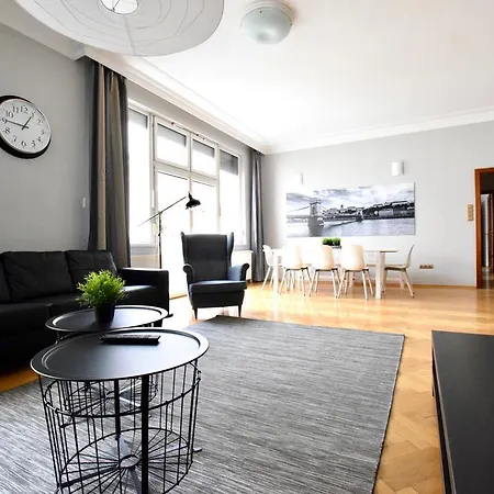 Apartment Standerd By Hi5 - Lovag Family *