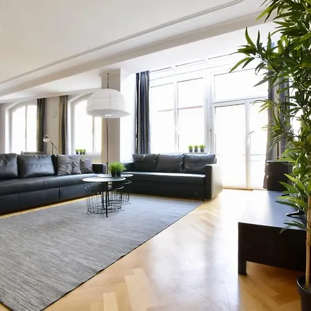 Standerd By Hi5 - Lovag Family Apartment *