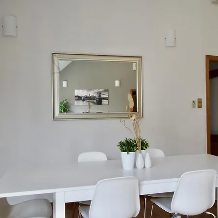 Apartment Standerd By Hi5 - Lovag Family Budapest