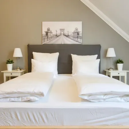 Standerd By Hi5 - Lovag Family Apartment