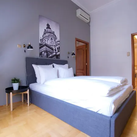 Apartament Standerd By Hi5 - Lovag Family