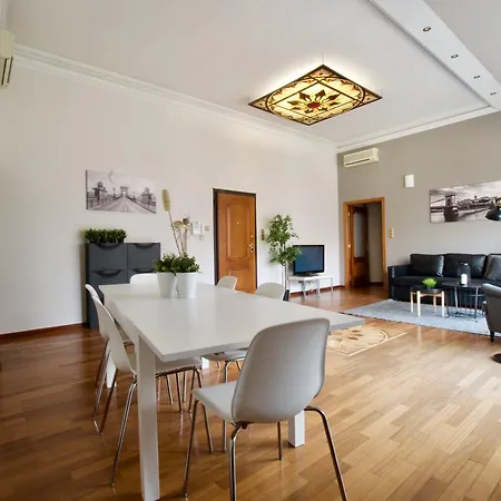 Standerd By Hi5 - Lovag Family Apartment *